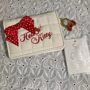 레어! 산리오 헬로키티 패스 케이스 로고 화이트 2006년제 레트로