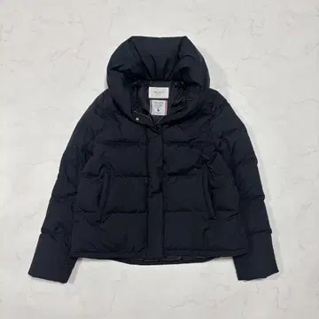 새상품급 OPAQUE.CLIP 볼륨 컬러 뮬러 다운 블랙 L 사이즈