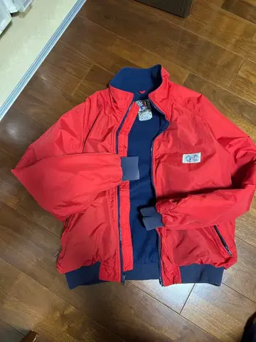 레드 나일론 자켓 집업