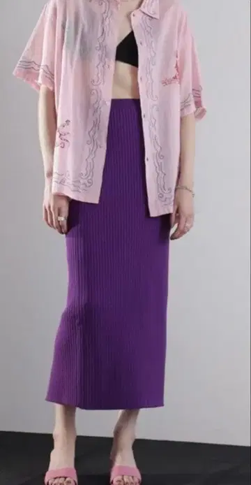 ROSE BUD 리브 니트 스커트 안티카 좋아하는 분께 추천