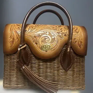 카빙 라이브스 바스켓백