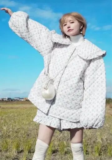 Candystripper 퀼팅 자켓 / 하프 팬츠 상하의 세트