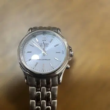 CITIZEN 에코드라이브 손목시계 실버