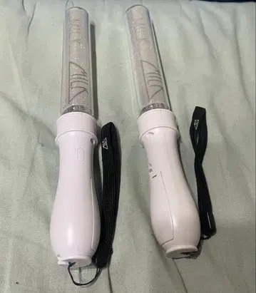 M!LK 카라첸 응원봉