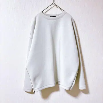 키리타니 미레이 착용 앙클레이브 던보루 크루넥 풀오버 사이드 지퍼