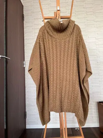Spick & Span 케이블 니트 판초