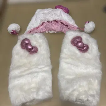 USJ 헬로키티 퍼 모자와 암(레그) 워머 세트