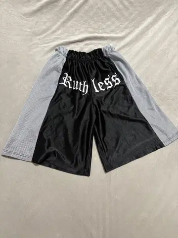 Daebbang Sister 하프 팬츠