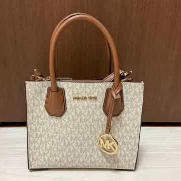 MICHAEL KORS MK 로고 미니 토트백 화이트 브라운
