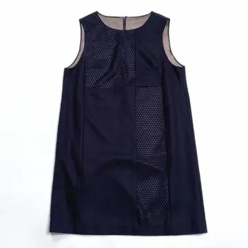 새상품급 레리아 엠플러스 하우스 슬리브리스 원피스 17+ 울 다크 네이비