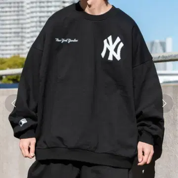 [ 즉시 품절 모델 ] perushu & MLB 콜라보 맨투맨