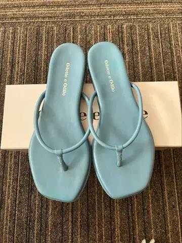 오데트 에어딜 플립플랍 블루