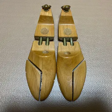 LA CORDONNERIE ANGLAISE 슈트리 42