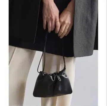 NOTHING WRITTEN Nilla strap mini bag