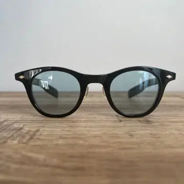 하쿠산 안경 보스턴