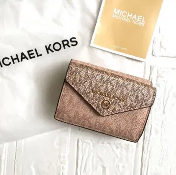 새상품 마이클코어스 JET SET CHARM 트라이폴드 지갑