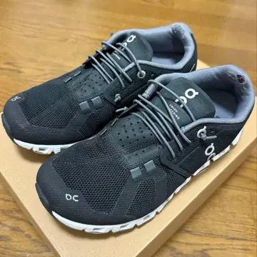 온 on 클라우드5 블랙 23.5cm