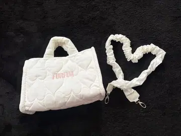 FURFUR 하트형 퀼팅 숄더백