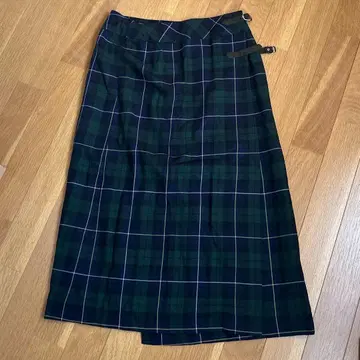 스카치 하우스 랩 스커트