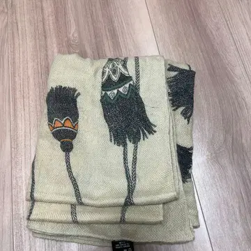 태슬 디자인의 스톨