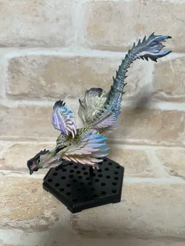 몬스터 헌터 백룡노연원 나르하타히메 피규어