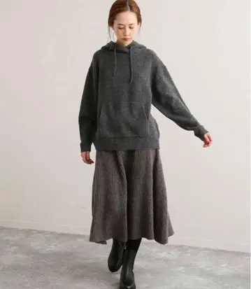 SLOBE IENA 에어리 리브 니트 스커트