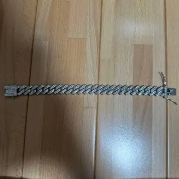 다이아몬드풍 체인 팔찌