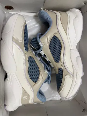 Michael Kors 마이클코어스 스니커즈 새상품