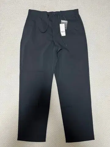 글로벌 워크 블랙 슬랙스 비즈니스 팬츠 미사용 새상품 수트