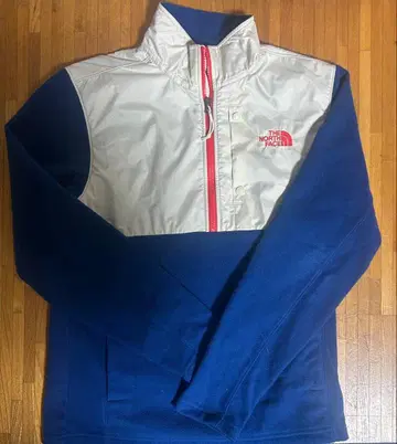 THE NORTH FACE 플리스