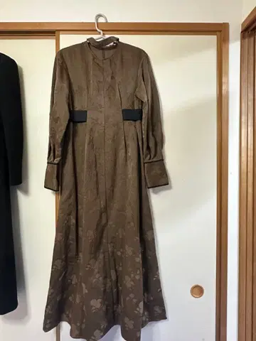 CLANE vintage flower satino