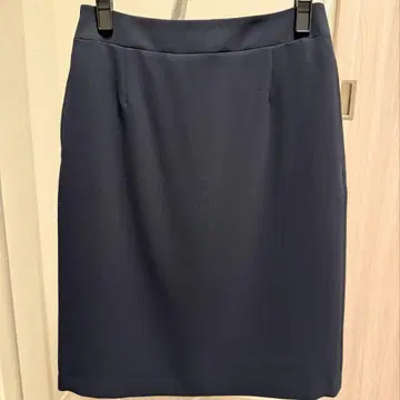 [ 새상품 ] PLST 스커트 네이비