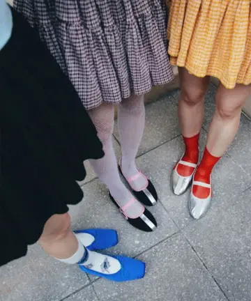 Ray BEAMS [별주] Anniel 새틴 발레 슈즈