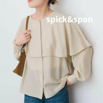 [택 포함 새상품] spick&span 블라우스 베이지