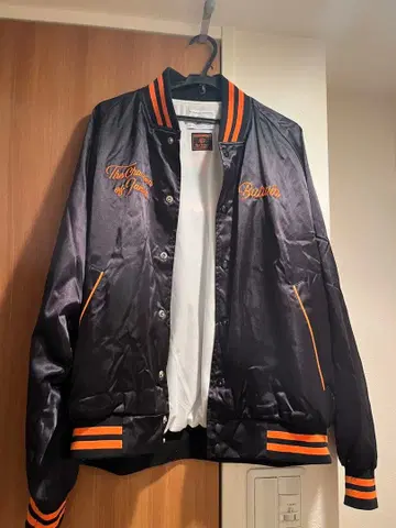 Butwin 바시티 자켓 블랙/오렌지