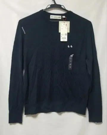 새상품 유니클로 안야 힌드마치 메리노 쿨넥 스웨터 M 네이비