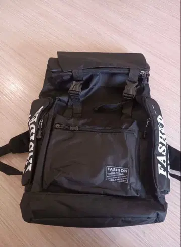 블랙 롤탑 백팩