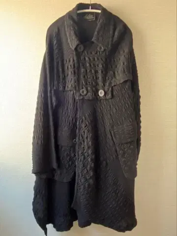 에이코 콘도 에터널리 블레이즈 코트 블랙 흑먹색