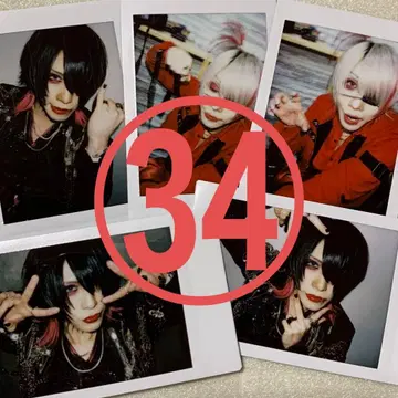 KAKUMAY 마코 공의존 SICK S 의상 폴라로이드 5장 세트