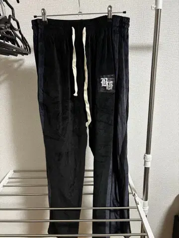 버거치 블랙 스웨트 팬츠