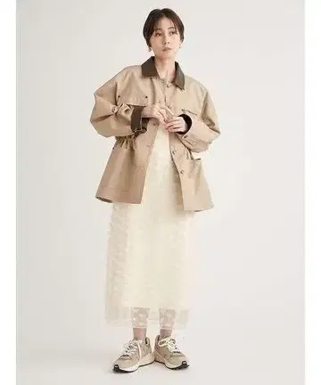 택 포함 새상품 emmi 코튼 커버올 자켓