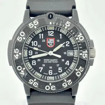 상태 좋음 루미녹스 네이비 씰 3000 V3 남성용 쿼츠 손목시계