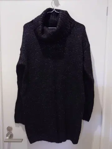 [ 미사용 새상품 ] 터틀 원피스 라메 믹스 블랙