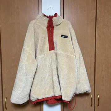 JaVa. 플리스 자켓 베이지/빨간색