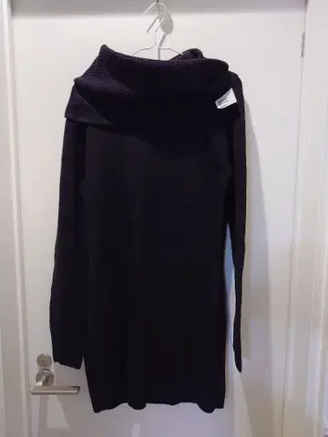 [ 미사용 새상품 택 포함 ] 터틀 원피스 블랙