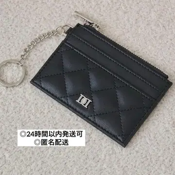 [ 새상품 ] Darich DD 로고 퀼팅 트래블 패스 케이스 BLK