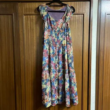 Hysteric Glamour 꽃무늬 슬리브리스 무릎 기장 원피스