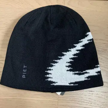 PICT 겨울용 니트 모자 블랙/화이트