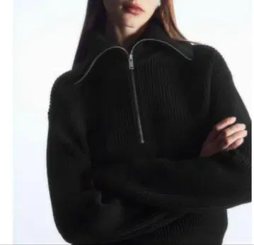 COS 코스 하프 지퍼 니트 블랙