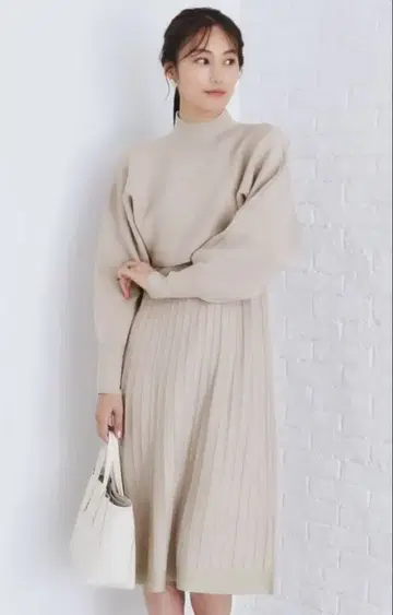 인덱스 멀티 웨이 니트 원피스 L 사이즈 그레이지 베이지